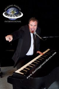 Dueling Pianos Raleigh NC - Dueling Pianos International - michael-duelingpianos-performer-200x300